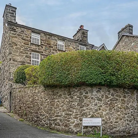 Dolgellau Townhouse 2 Minutes To Town & Mountains Villa Exterior photo